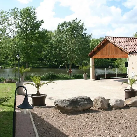 Logis De L'aubonniere *